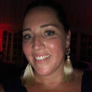 Meet your Posher, Alison